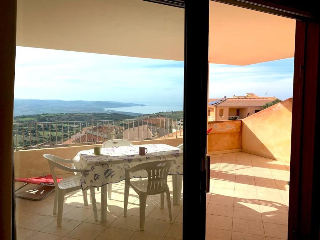 Casa Smeralda - Piscina E Vista Sul Mare! Trinità d'Agultu Eksteriør billede
